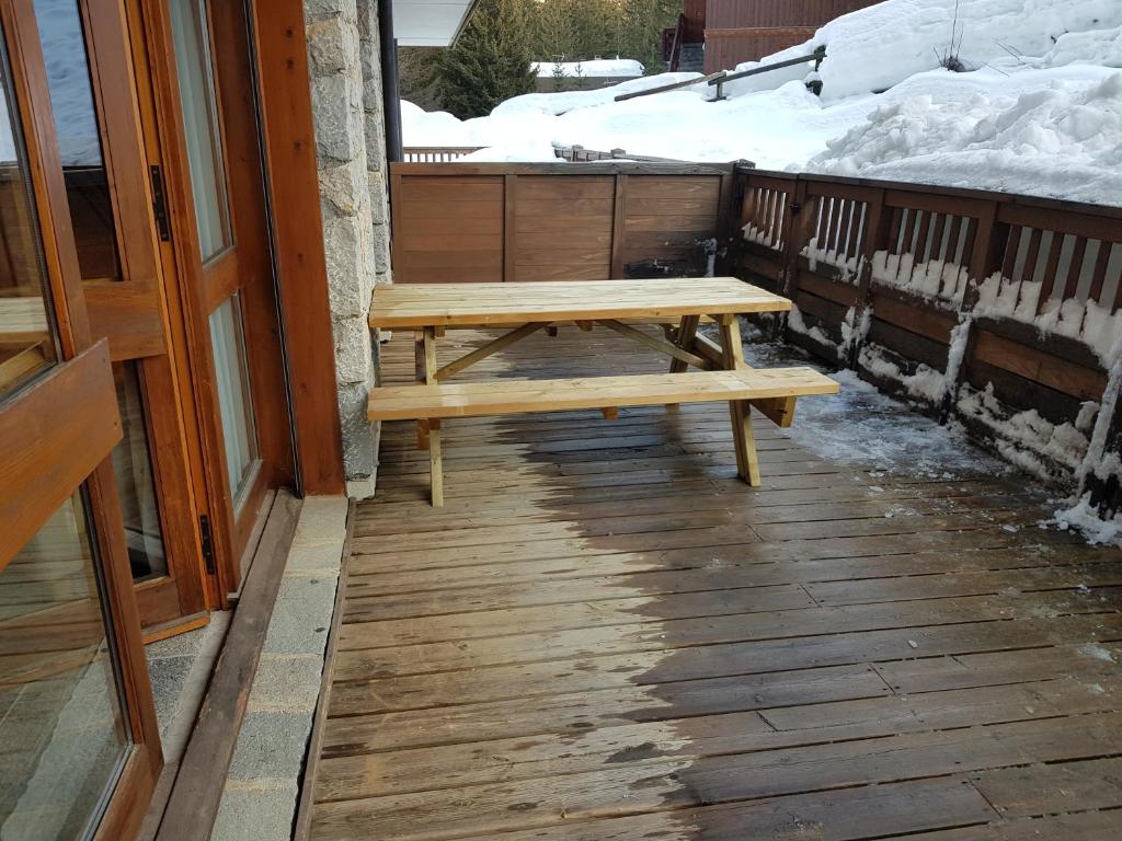 Un hiver a Courchevel Ski in ski out appartement pied des pistes 10