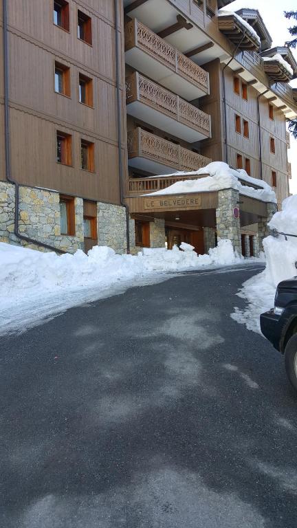 Un hiver a Courchevel Ski in ski out appartement pied des pistes 11