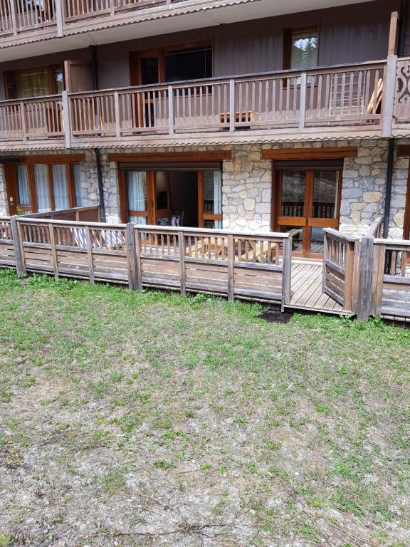 Un hiver a Courchevel Ski in ski out appartement pied des pistes 17