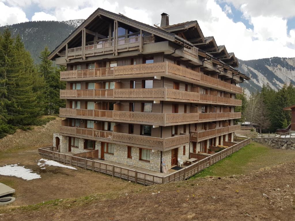 Un hiver a Courchevel Ski in ski out appartement pied des pistes 5