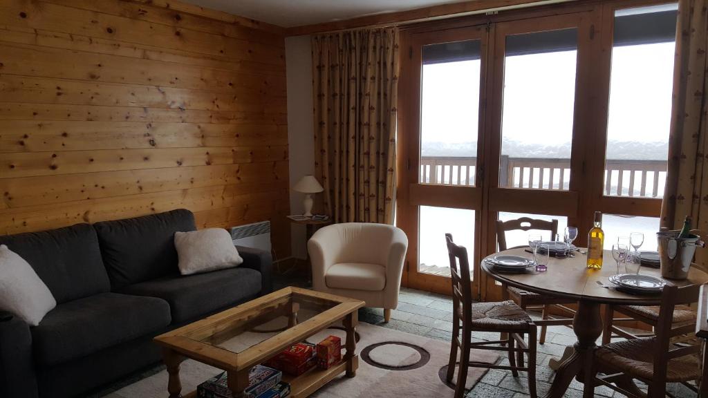 Un hiver a Courchevel Ski in ski out appartement pied des pistes 7