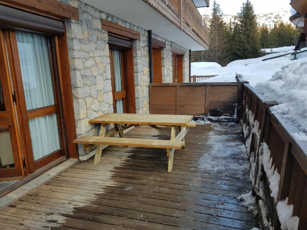 Un hiver a Courchevel Ski in ski out appartement pied des pistes