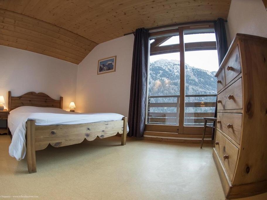 VAUJANYLOCATIONS Chalet De Marie gite pied des pistes 15