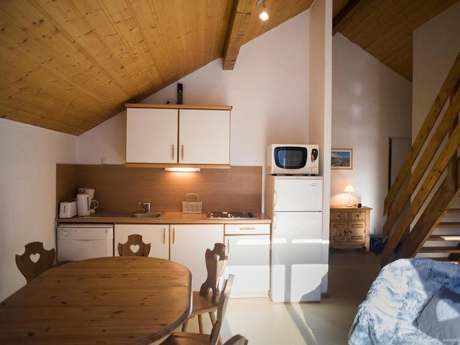 VAUJANYLOCATIONS Chalet De Marie gite pied des pistes 3