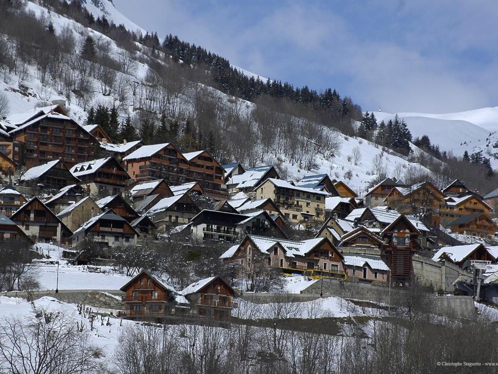 VAUJANYLOCATIONS Chalet De Marie gite pied des pistes 5