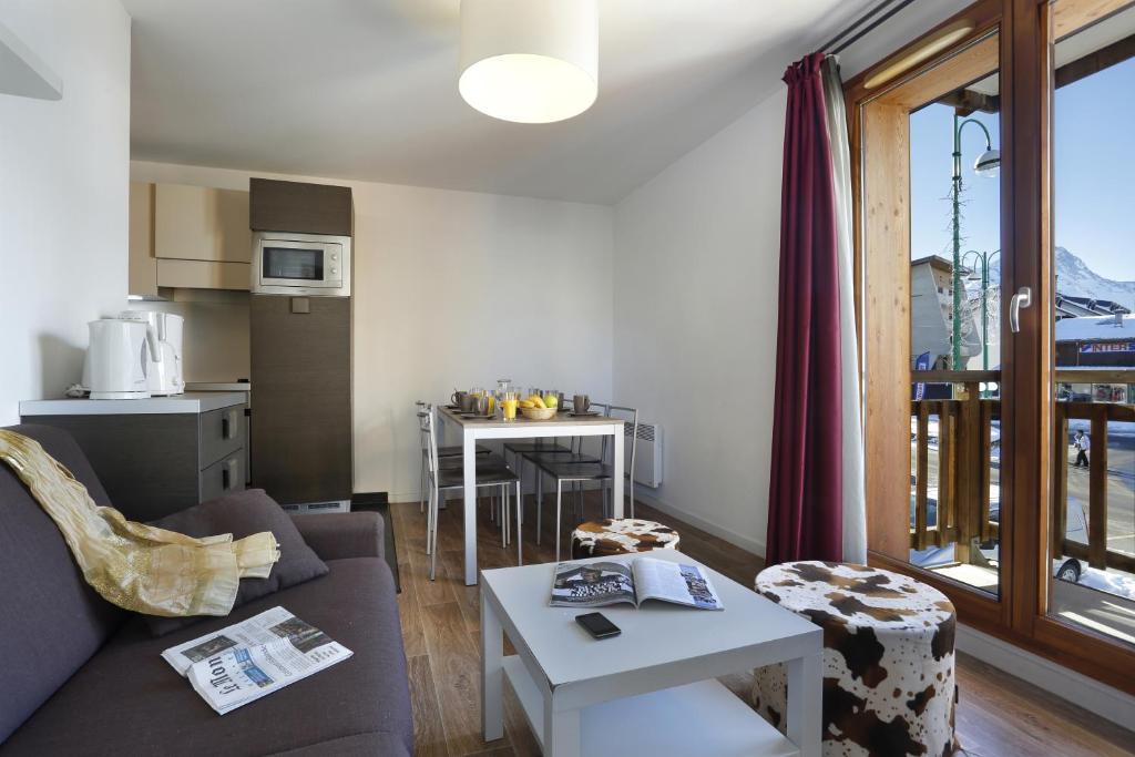 Vacanceole Au Coeur des Ours hotel pied des pistes 12