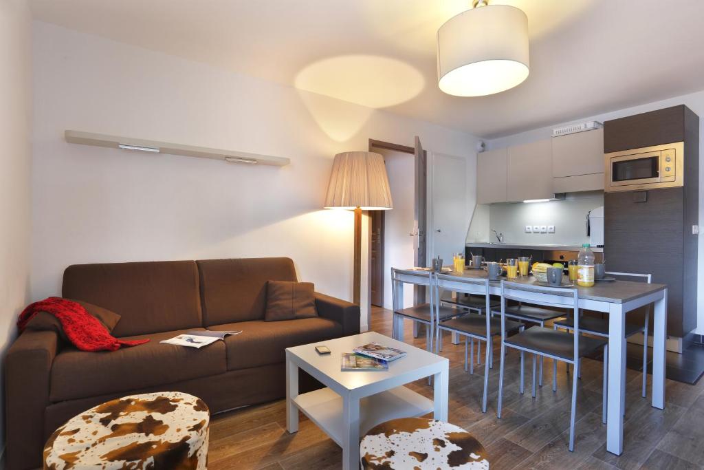 Vacanceole Au Coeur des Ours hotel pied des pistes 17