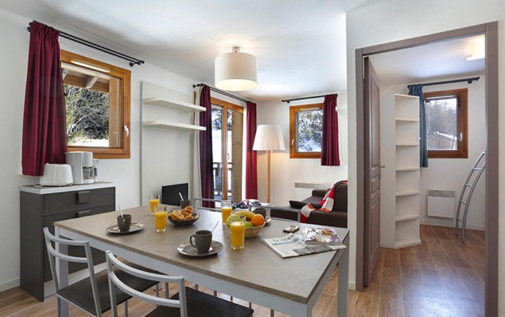 Vacanceole Au Coeur des Ours hotel pied des pistes 3
