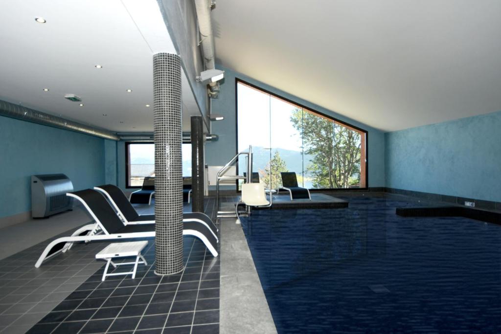 Vacanceole Les Chalets de lIsard hotel pied des pistes 15