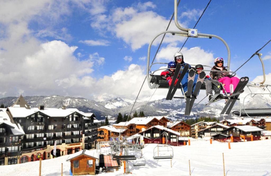 Vacanceole Residence Grand Morillon hotel pied des pistes 8