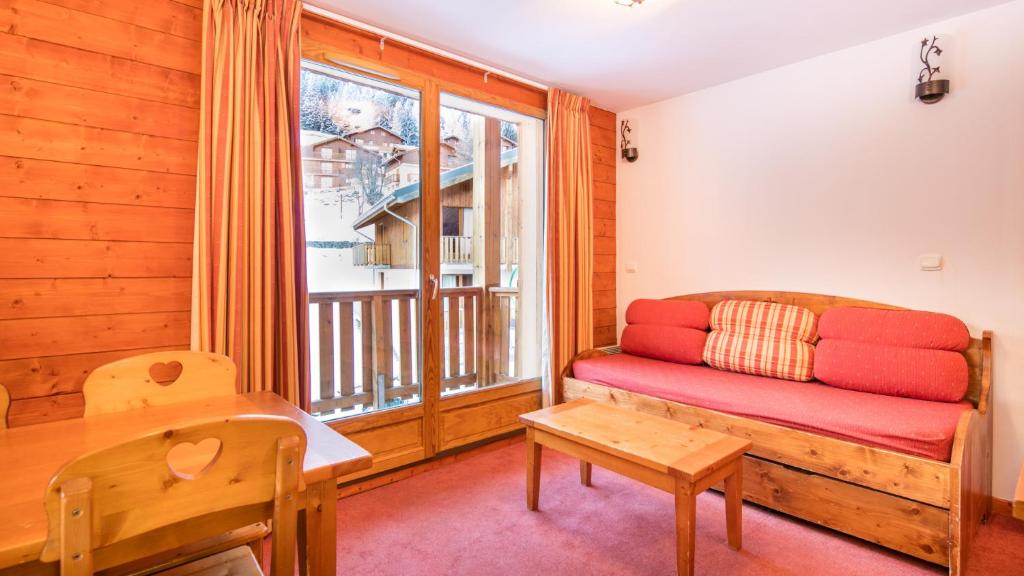 Vacanceole Residence Les Chalets de la Ramoure hotel pied des pistes 15