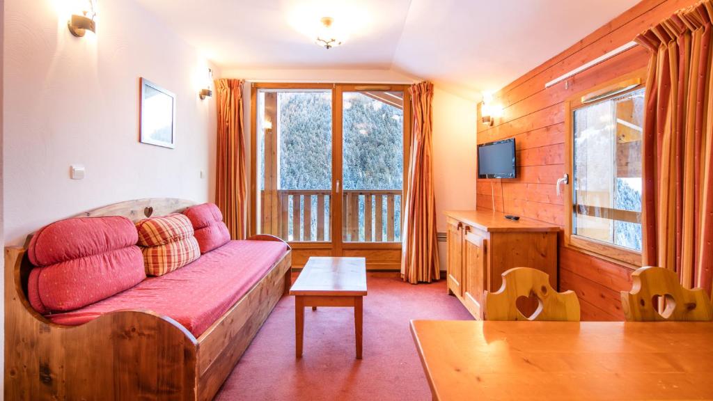 Vacanceole Residence Les Chalets de la Ramoure hotel pied des pistes 5