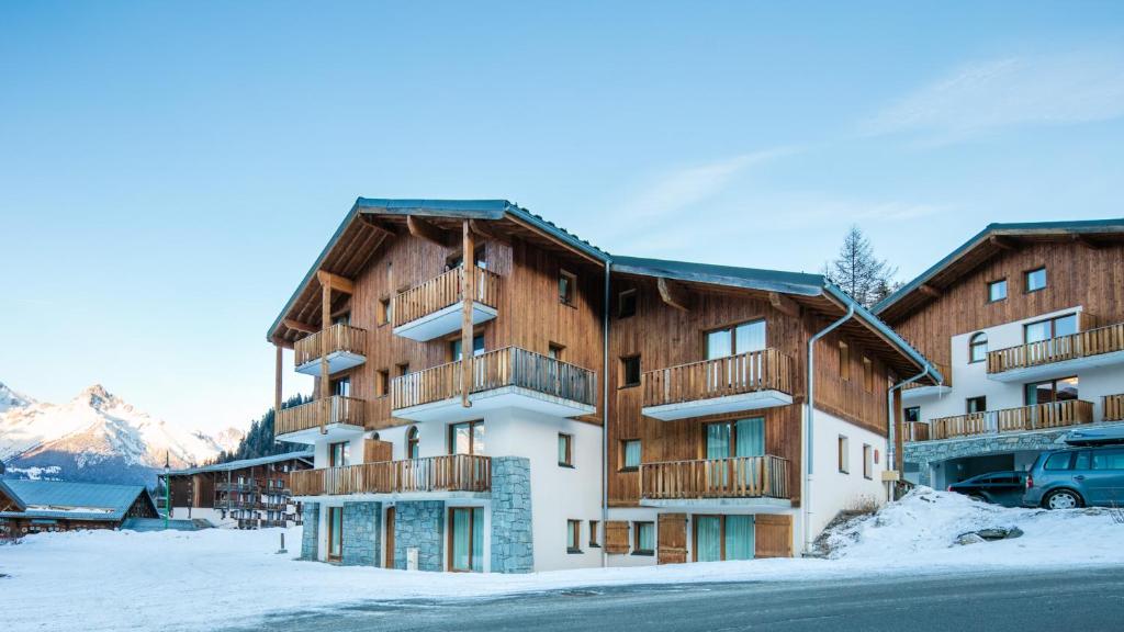 Vacanceole Residence Les Chalets de la Ramoure hotel pied des pistes
