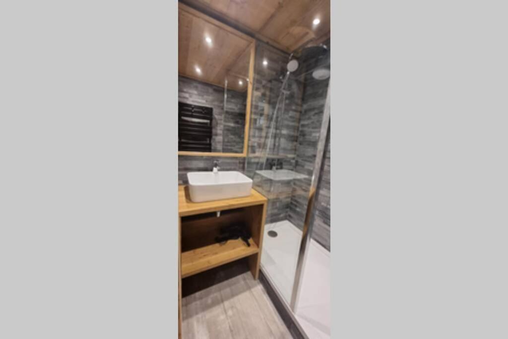 Val Thorens SILVERALP Duplex avec 3 chambres appartement pied des pistes 7