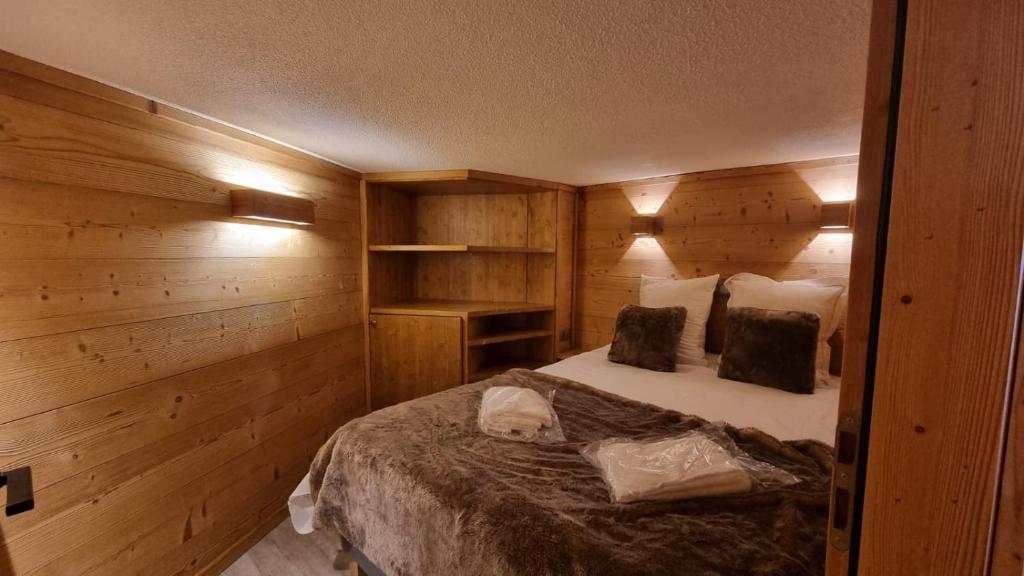 Val Thorens SILVERALP Duplex avec 3 chambres appartement pied des pistes 9
