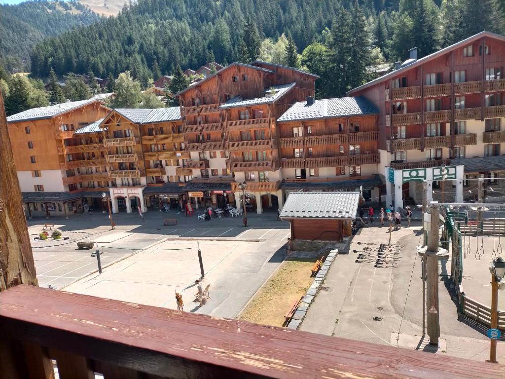 Valfrejus Studio 19m2 cosy 60 m des pistes draps non compris appartement pied des pistes 15