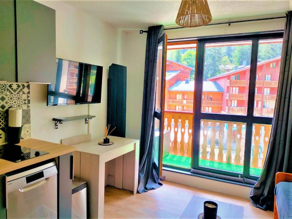 Valfrejus Studio 19m2 cosy 60 m des pistes draps non compris appartement pied des pistes 3