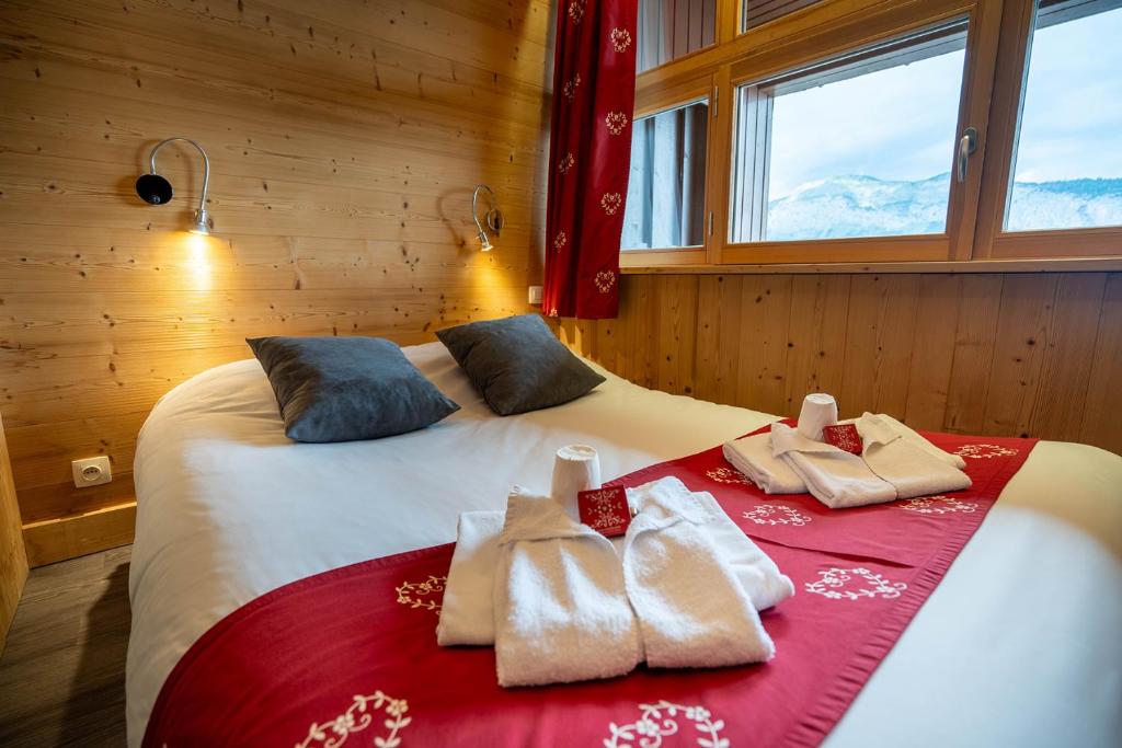 Village De Vacances Les Flocons Verts hotel pied des pistes 1