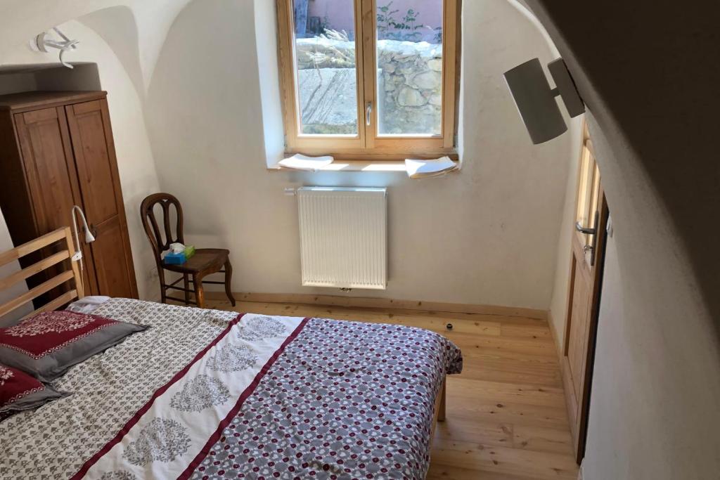 Village House In The Heart Of Saint Chaffrey gite pied des pistes 2