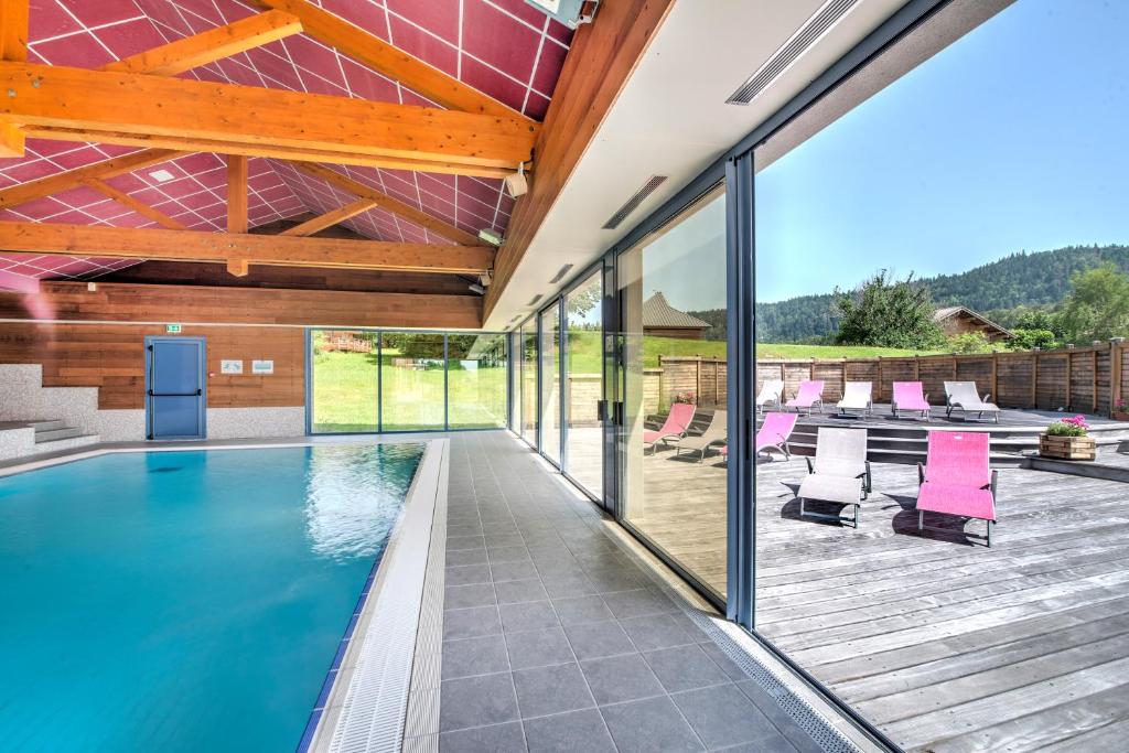 Village vacances Chalet de la Haute Joux hotel pied des pistes 2