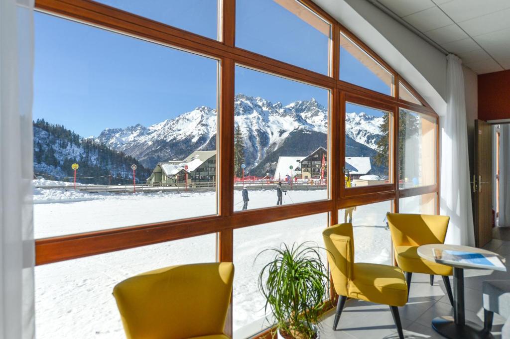 Villages Clubs du Soleil OZ EN OISANS hotel pied des pistes 17