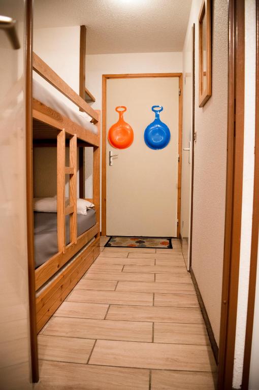 Your apartment near the ski lift appartement pied des pistes 2