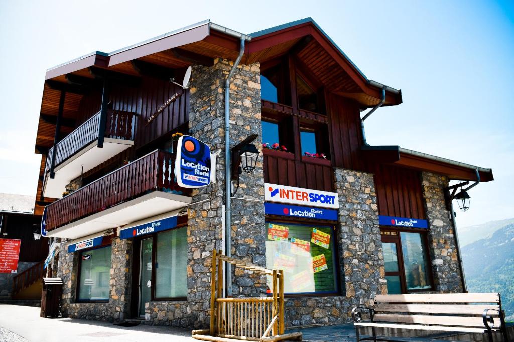 Your apartment near the ski lift appartement pied des pistes 9