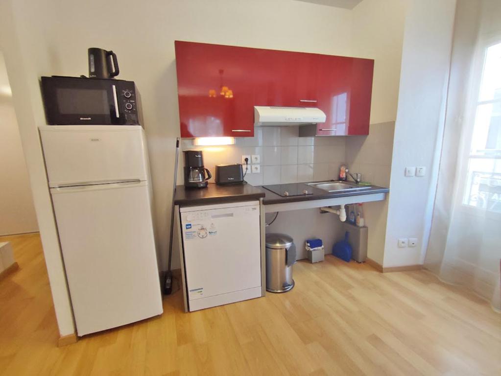 Zenitude T3 centre Luchon wifi casier a skis ascenseur 6 personnes appartement pied des pistes 8