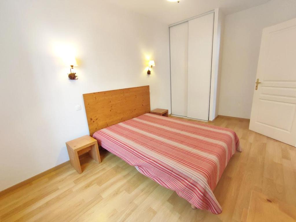 Zenitude T3 centre Luchon wifi casier a skis ascenseur 6 personnes appartement pied des pistes 9