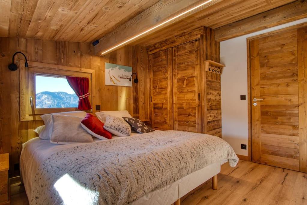chalet lOrignal 145m2 10pers pied de pisteSPA gite pied des pistes 1