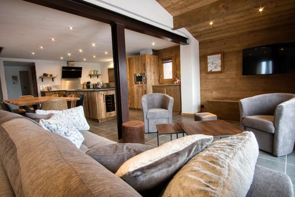 chalet lOrignal 145m2 10pers pied de pisteSPA gite pied des pistes 15