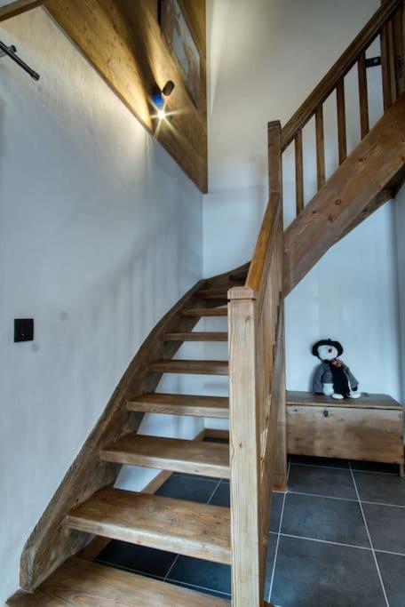 chalet lOrignal 145m2 10pers pied de pisteSPA gite pied des pistes 17