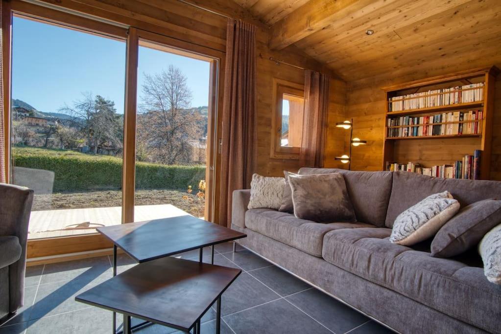 chalet lOrignal 145m2 10pers pied de pisteSPA gite pied des pistes 4