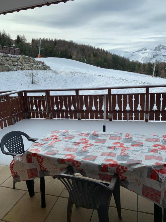 lappart sur les pistes appartement pied des pistes 18