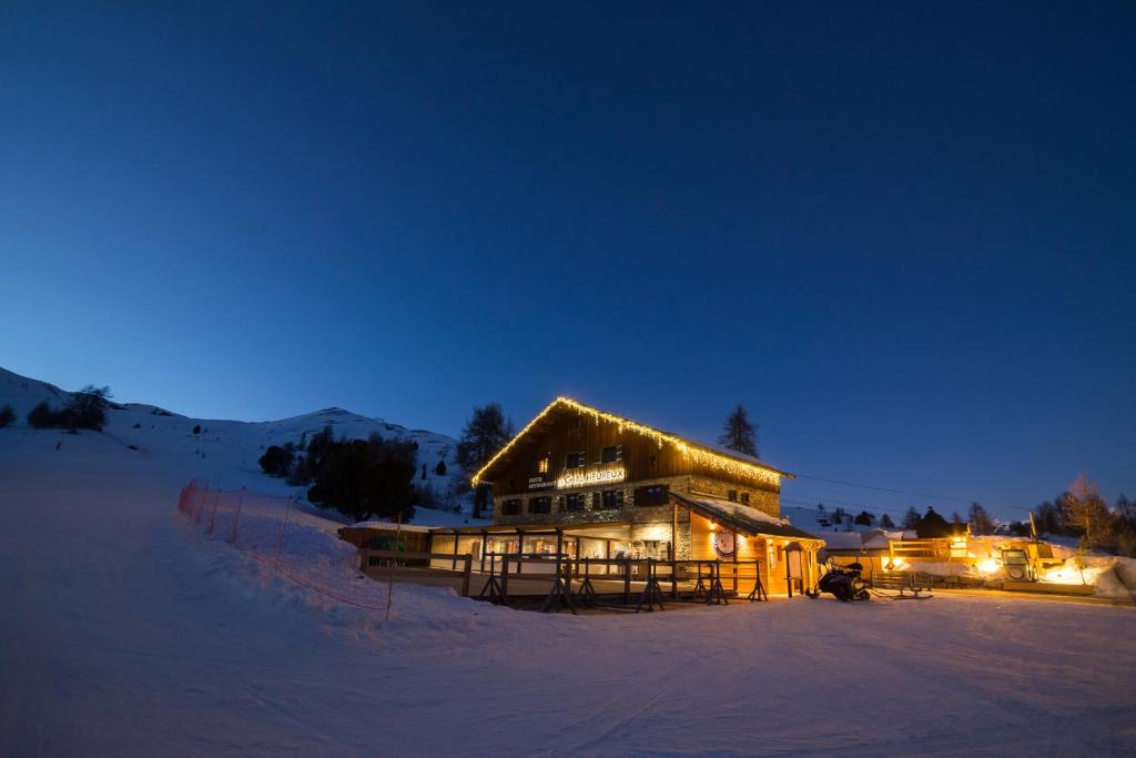 le Chalheureux hotel pied des pistes 14