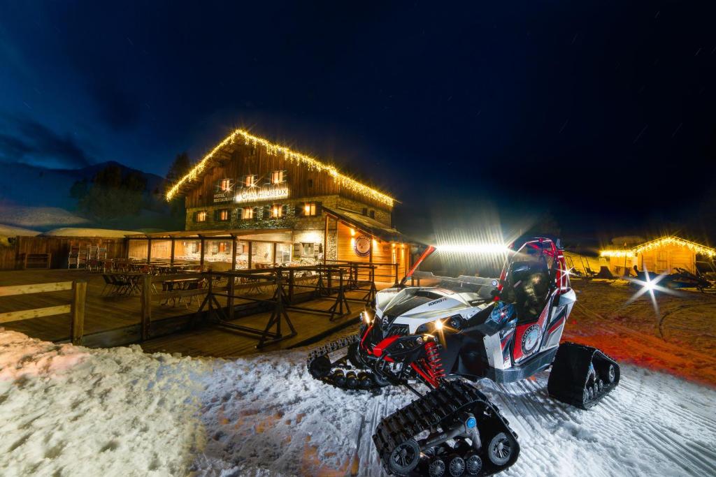 le Chalheureux hotel pied des pistes 15