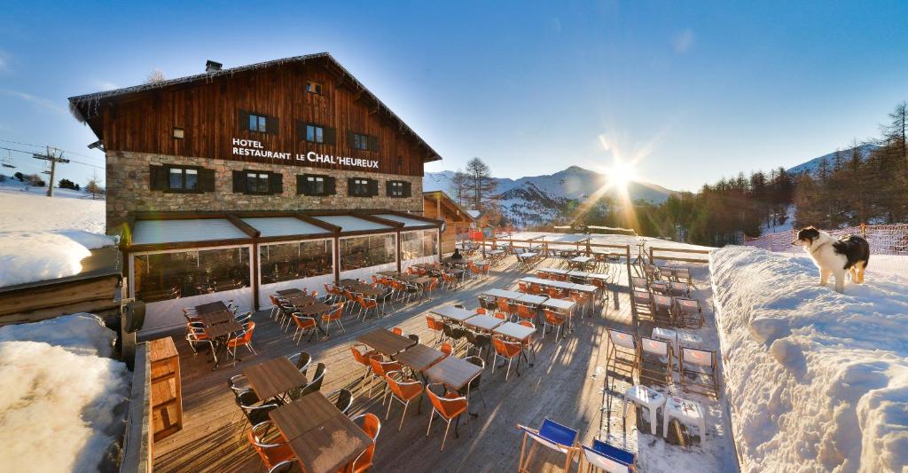 le Chalheureux hotel pied des pistes 3
