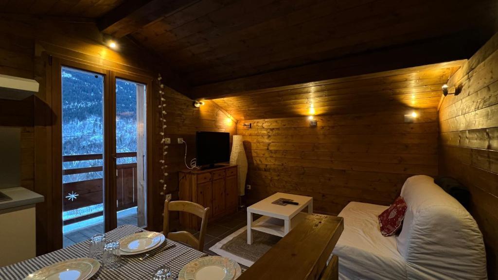 mini duplex dans chalet chalet pied des pistes 13