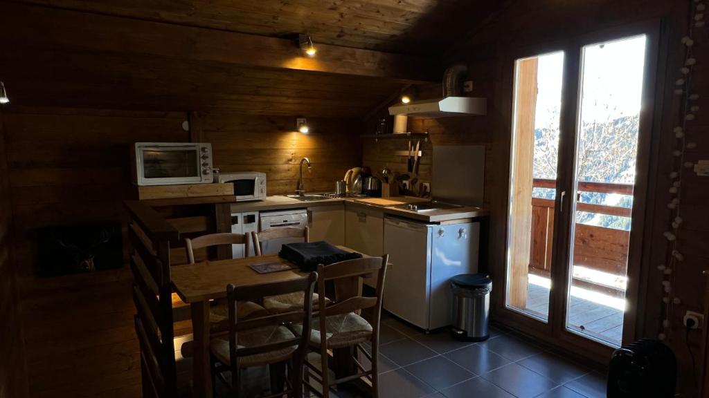 mini duplex dans chalet chalet pied des pistes 15
