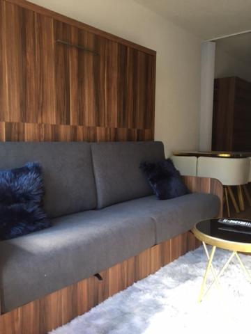 studio cabine chalet club III entierement renove appartement pied des pistes 1