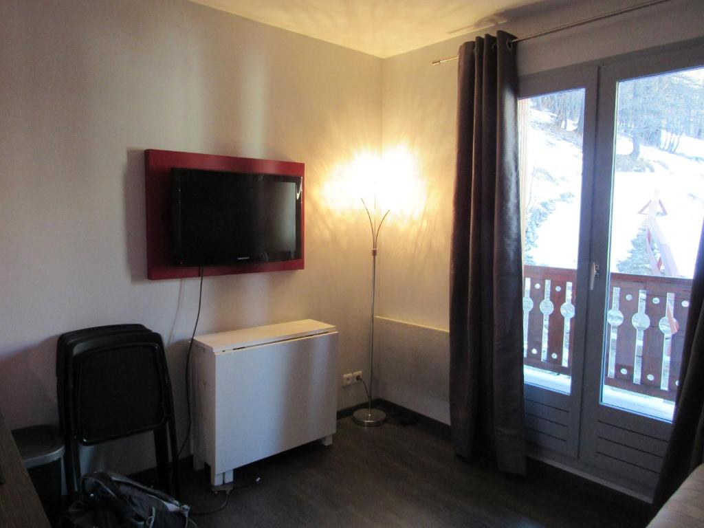 studio moderne avec coin montagne la vallee blanche 2 La Foux d Allos appartement pied des pistes 4