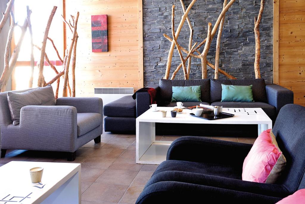 travelski home premium Residence Le Roc Belle Face appartement pied des pistes 15