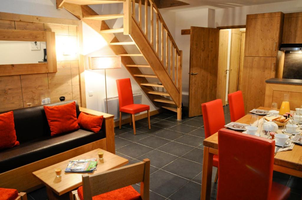 travelski home premium Residence Le Roc Belle Face appartement pied des pistes 4