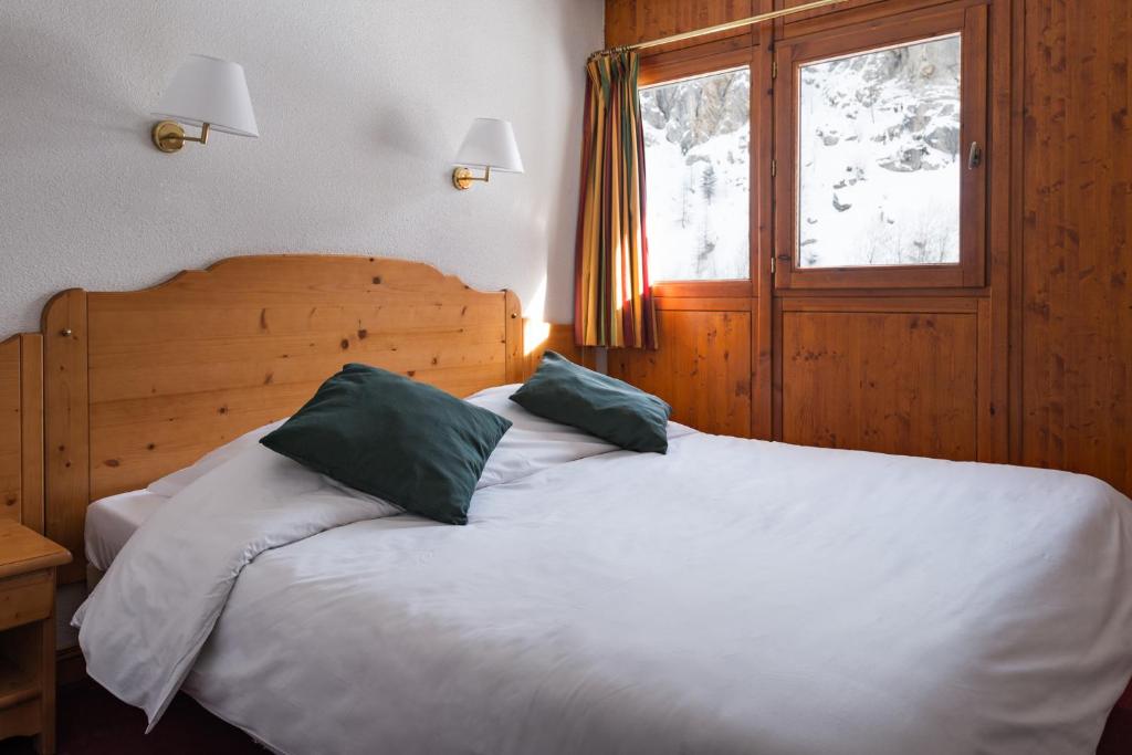 travelski home select Residence Les Chalets du Galibier appartement pied des pistes 1