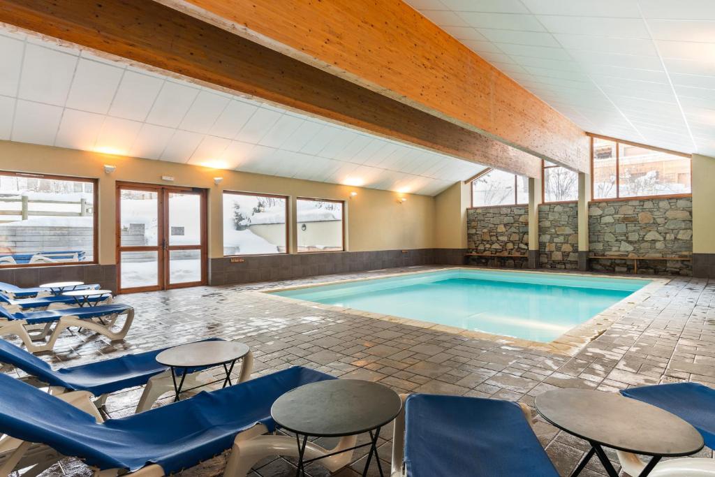 travelski home select Residence Les Chalets du Galibier appartement pied des pistes 3