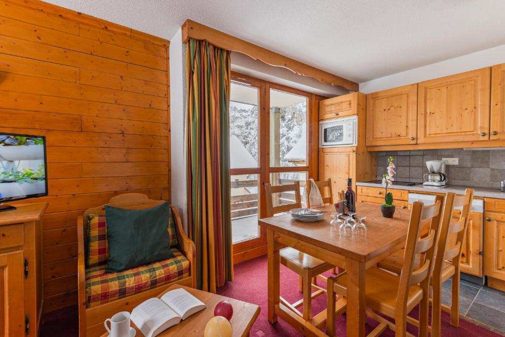 travelski home select Residence Les Chalets du Galibier appartement pied des pistes 4